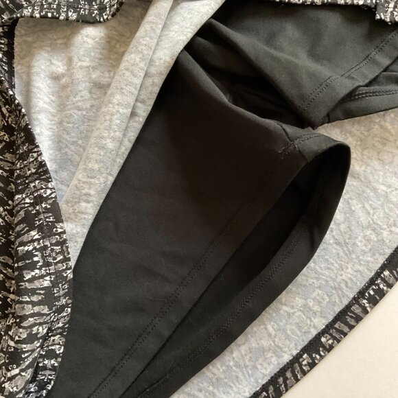 TRANQUILITY Women's Athletic Skort EUC Size Small - Picture 4 of 5